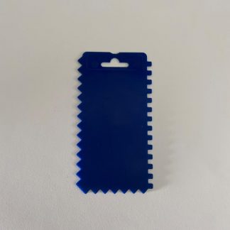 Espatula Dentada Plástico Natirel  15 x 8 cms 